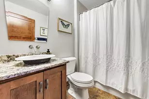 3235 Hickory Ridge Ln, Green Bay, WI 54311 - Photo 25