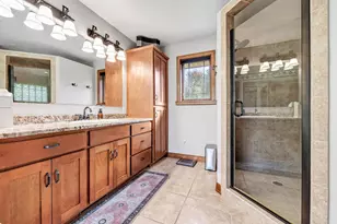 3235 Hickory Ridge Ln, Green Bay, WI 54311 - Photo 21