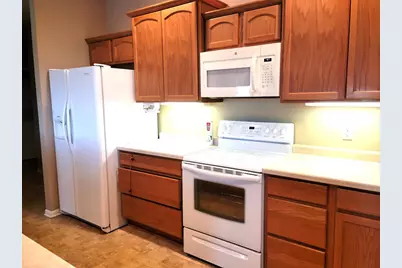 1228 Cameron Circle, Neenah, WI 54956 - Photo 9