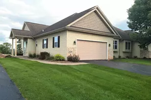 1228 Cameron Cir, Neenah, WI 54956 - Photo 25