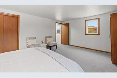 1322 W 5th Avenue, Oshkosh, WI 54902 - Photo 51