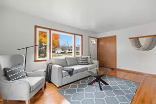 1322 W 5th Ave, Oshkosh, WI 54902 - Photo 35