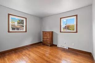 1322 W 5th Ave, Oshkosh, WI 54902 - Photo 41