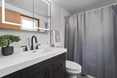 1322 W 5th Avenue, Oshkosh, WI 54902 - Photo 53