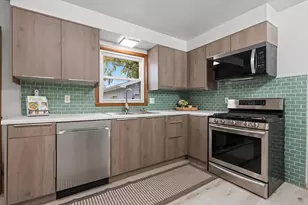 1322 W 5th Ave, Oshkosh, WI 54902 - Photo 37