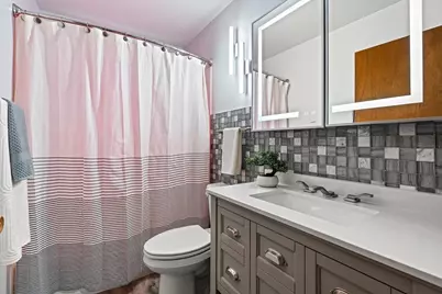 1322 W 5th Avenue, Oshkosh, WI 54902 - Photo 45