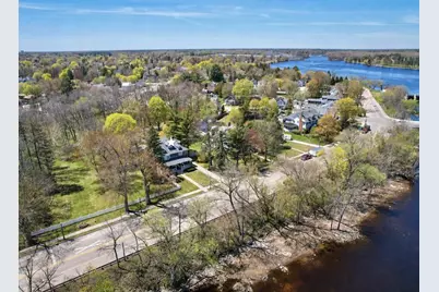 2115 Riverside Avenue, Marinette, WI 54143 - Photo 3