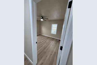 412 N Hickory Street, Fond du Lac, WI 54935 - Photo 13