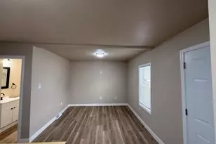 412 N Hickory St, Fond du Lac, WI 54935 - Photo 5