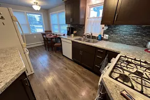 416 Gray St, Green Bay, WI 54303 - Photo 5