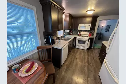 416 Gray Street, Green Bay, WI 54303 - Photo 7