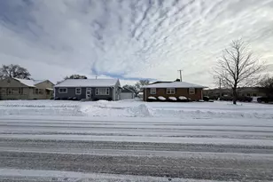 166 Andrew Ave, Neenah, WI 54956 - Photo 7