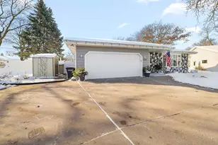 1615 W 6th Ave, Oshkosh, WI 54902 - Photo 31