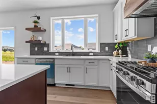 3755 E Gladiolus Pl, Appleton, WI 54913 - Photo 5