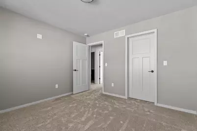 3755 E Gladiolus Place, Appleton, WI 54913 - Photo 17