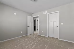 3755 E Gladiolus Pl, Appleton, WI 54913 - Photo 17