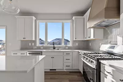 3755 E Gladiolus Place, Appleton, WI 54913 - Photo 3