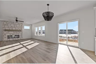 3755 E Gladiolus Place, Appleton, WI 54913 - Photo 5