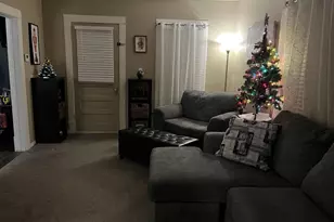 533 W 10th Ave, Oshkosh, WI 54902 - Photo 7