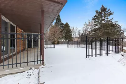 2560 St Steven Court, Green Bay, WI 54304 - Photo 41