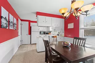 1497 Servais St, Green Bay, WI 54304 - Photo 7