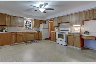 1139 Tayco Road, Menasha, WI 54952 - Photo 13