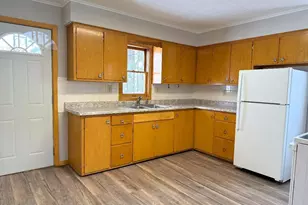 752 Franklin St, Oshkosh, WI 54901 - Photo 3