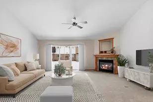 821 Killarny Trail, De Pere, WI 54115 - Photo 9