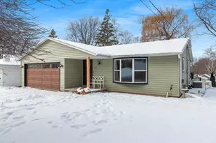 526 Bader St, Green Bay, WI 54302 - Photo 3