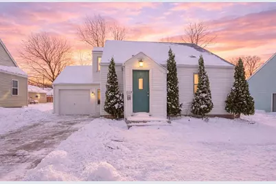 1715 W Wisconsin Avenue, Appleton, WI 54911 - Photo 1