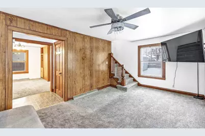 2410 Liberty Place, Manitowoc, WI 54220 - Photo 7