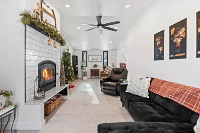 2144 E Shady Lane, Neenah, WI 54956 - Photo 3