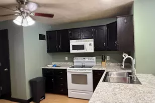 397 Gardners Row St, Appleton, WI 54915 - Photo 5