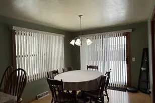 397 Gardners Row St, Appleton, WI 54915 - Photo 3