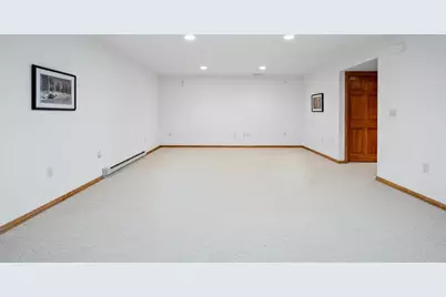 2690 Woodfield Court, Green Bay, WI 54313 - Photo 23