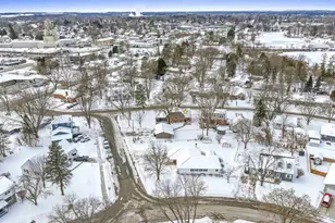 308 Fairview Way, Shawano, WI 54166 - Photo 15