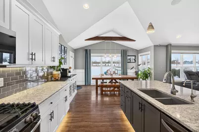 2226 Laddie Trail, De Pere, WI 54115 - Photo 5