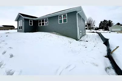 341 Leona Way, Oakfield, WI 53065 - Photo 7