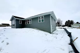 341 Leona Way, Oakfield, WI 53065 - Photo 7