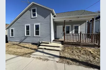1409 S 10th Street, Manitowoc, WI 54220 - Photo 1