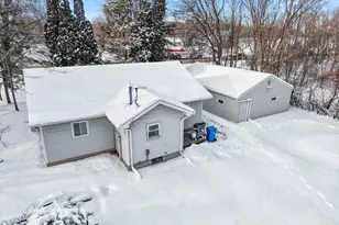 6482 County Rd A, Neenah, WI 54956 - Photo 3