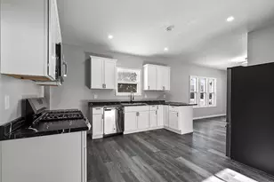 1013 S 22nd St, Manitowoc, WI 54220 - Photo 33