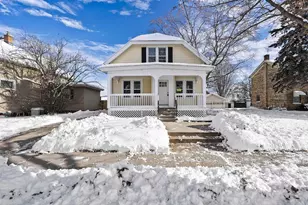 1013 S 22nd St, Manitowoc, WI 54220 - Photo 11