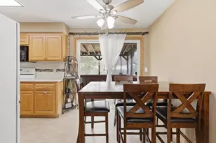 1707 Schaefer Cir, Appleton, WI 54915 - Photo 9