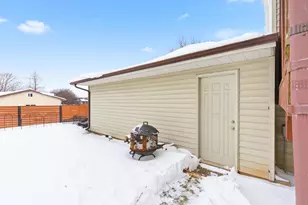 1707 Schaefer Cir, Appleton, WI 54915 - Photo 31