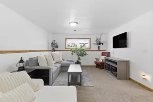 1707 Schaefer Cir, Appleton, WI 54915 - Photo 21