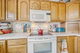 1531 Waukau Rd, Omro, WI 54963 - Photo 7