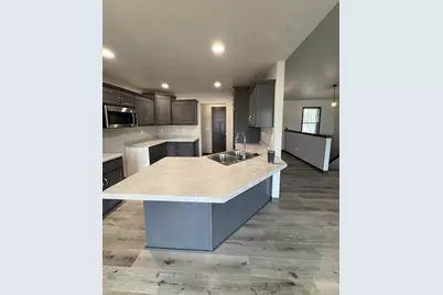 1007 Constellation Way, Marinette, WI 54143 - Photo 9