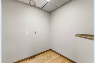 222 Ohio Street, Oshkosh, WI 54902 - Photo 27