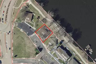 222 Ohio St, Oshkosh, WI 54902 - Photo 33